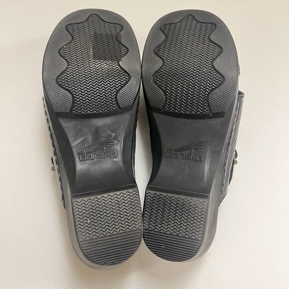 Dansko Women’s Sela Sandals Black Patent Leather Cross Straps Size 38 US 7.5/8 - Picture 7 of 8